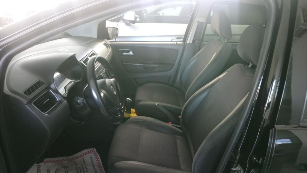 VOLKSWAGEN Fox - Foto