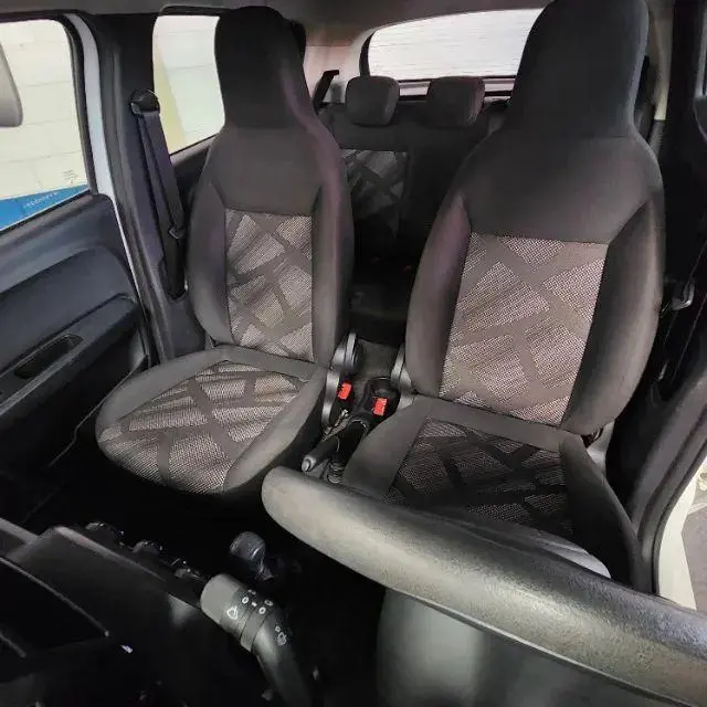 VOLKSWAGEN Fox - Foto