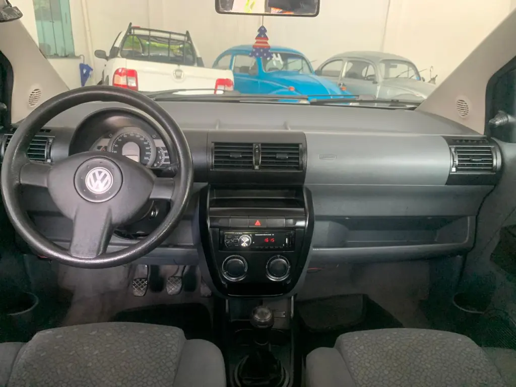 VOLKSWAGEN Fox - Foto