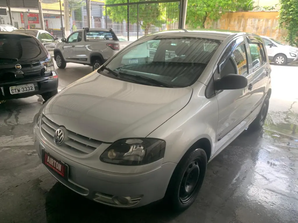 VOLKSWAGEN Fox - Foto