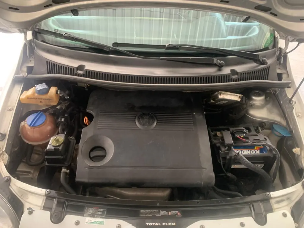 VOLKSWAGEN Fox - Foto