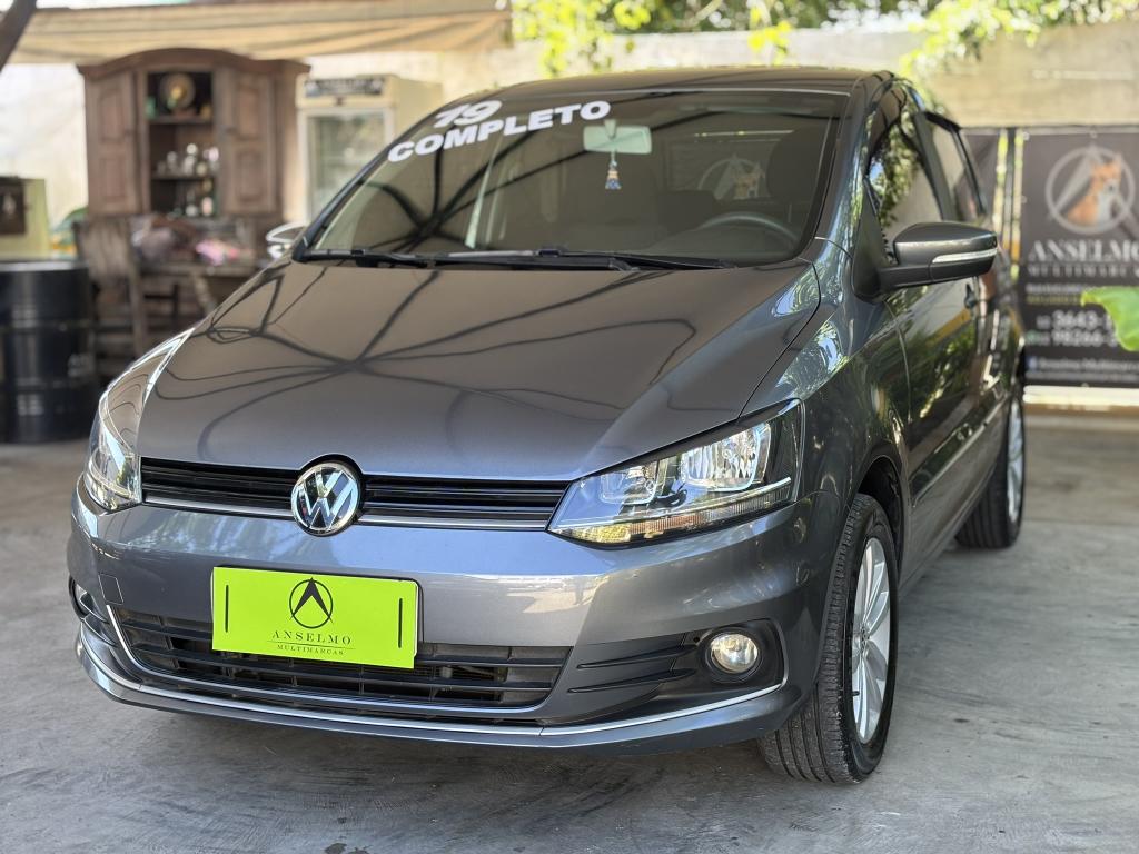 VOLKSWAGEN Fox - Foto
