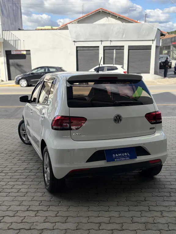 VOLKSWAGEN Fox - Foto