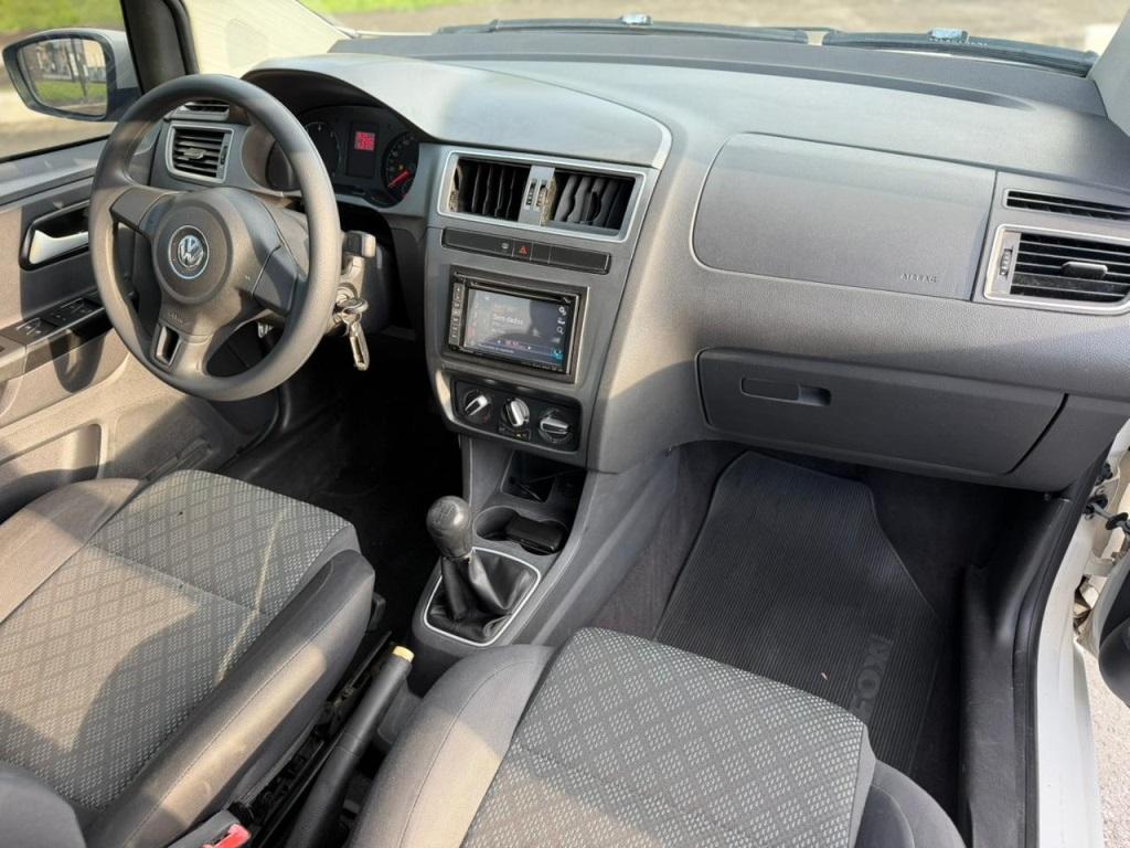 VOLKSWAGEN Fox - Foto