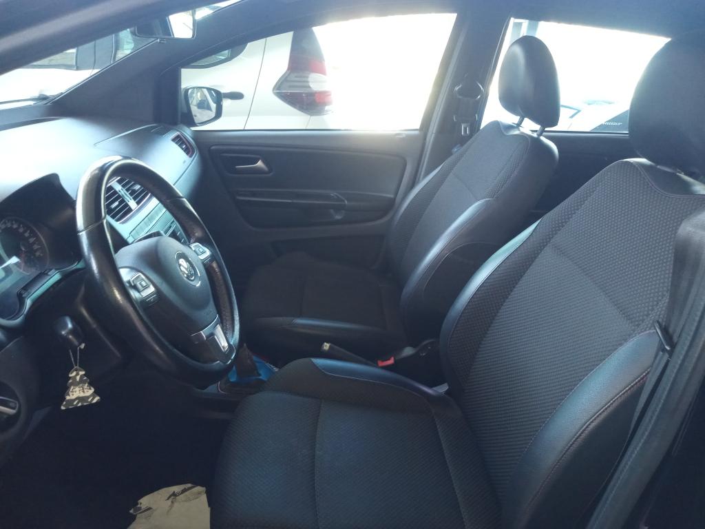 VOLKSWAGEN Fox - Foto