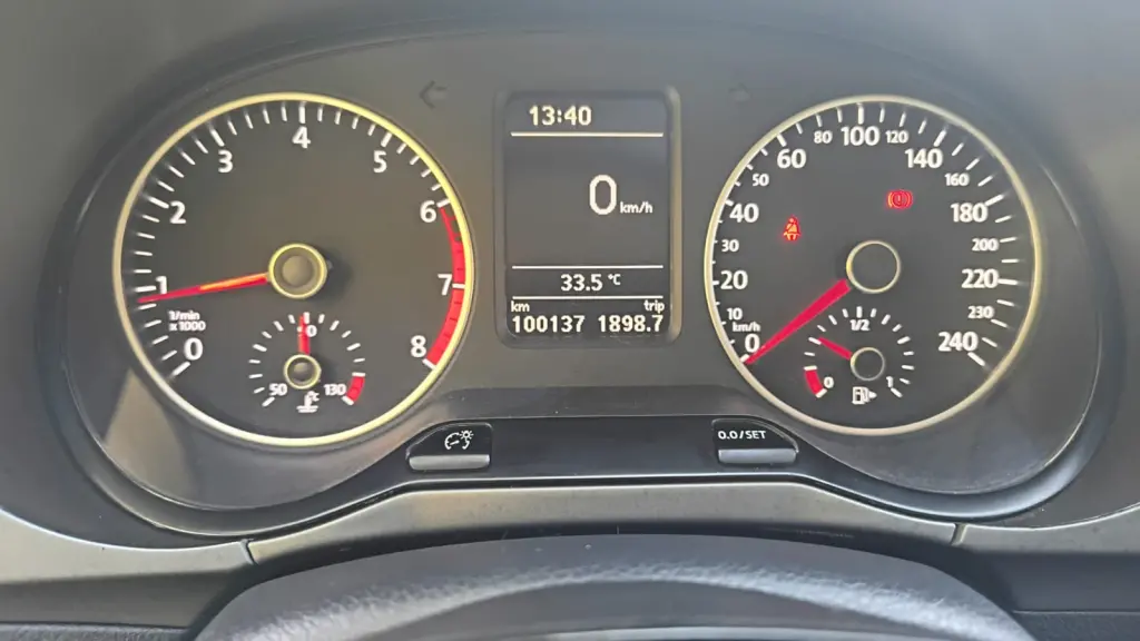 VOLKSWAGEN Fox - Foto