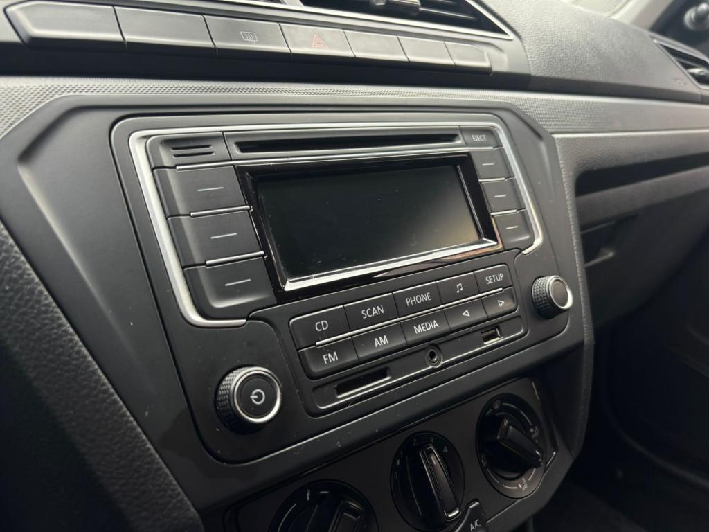 VOLKSWAGEN Gol - Foto