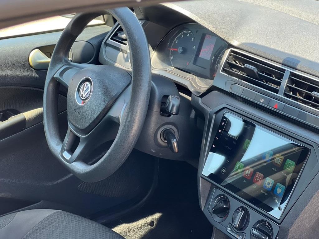 VOLKSWAGEN Gol - Foto