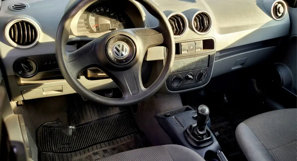 VOLKSWAGEN Gol - Foto