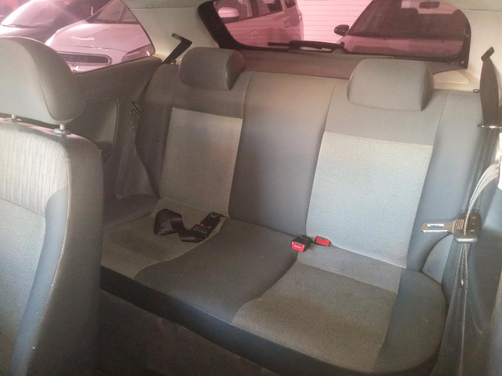 VOLKSWAGEN Gol - Foto