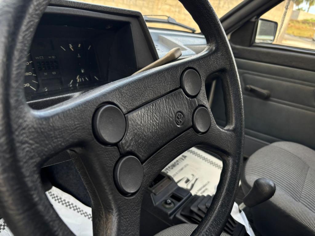 VOLKSWAGEN Gol - Foto