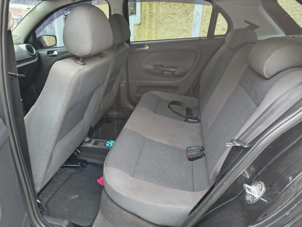 VOLKSWAGEN Gol - Foto