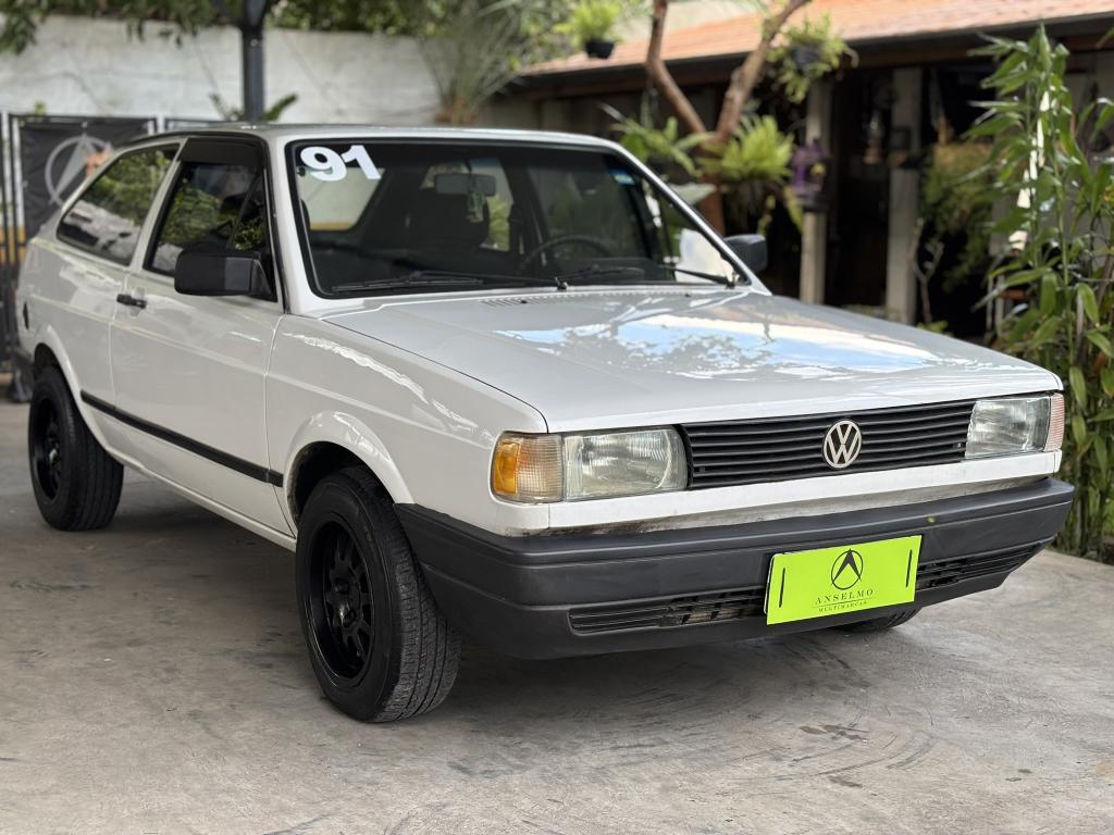 VOLKSWAGEN Gol