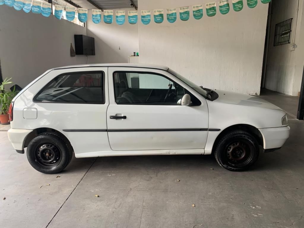 VOLKSWAGEN Gol - Foto
