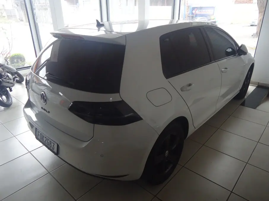 VOLKSWAGEN Golf - Foto