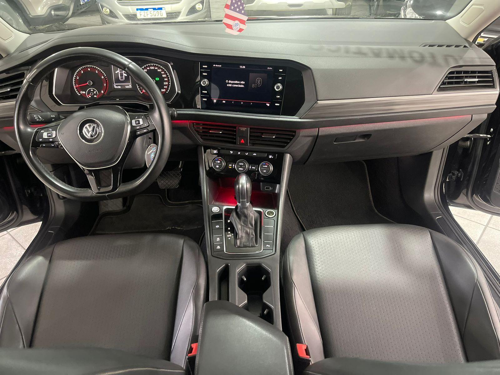 VOLKSWAGEN Jetta - Foto