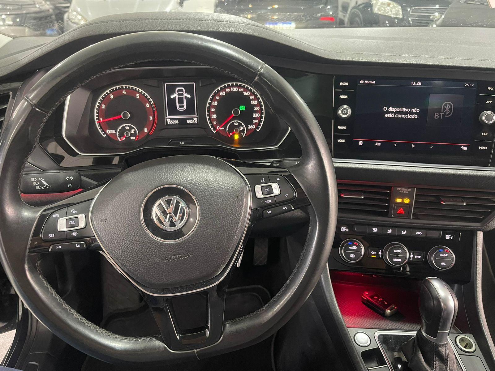 VOLKSWAGEN Jetta - Foto
