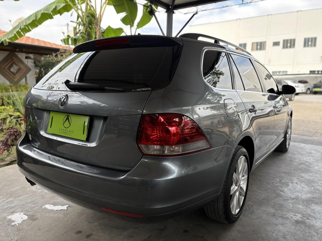 VOLKSWAGEN Jetta Variant - Foto