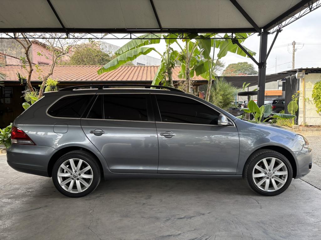 VOLKSWAGEN Jetta Variant - Foto