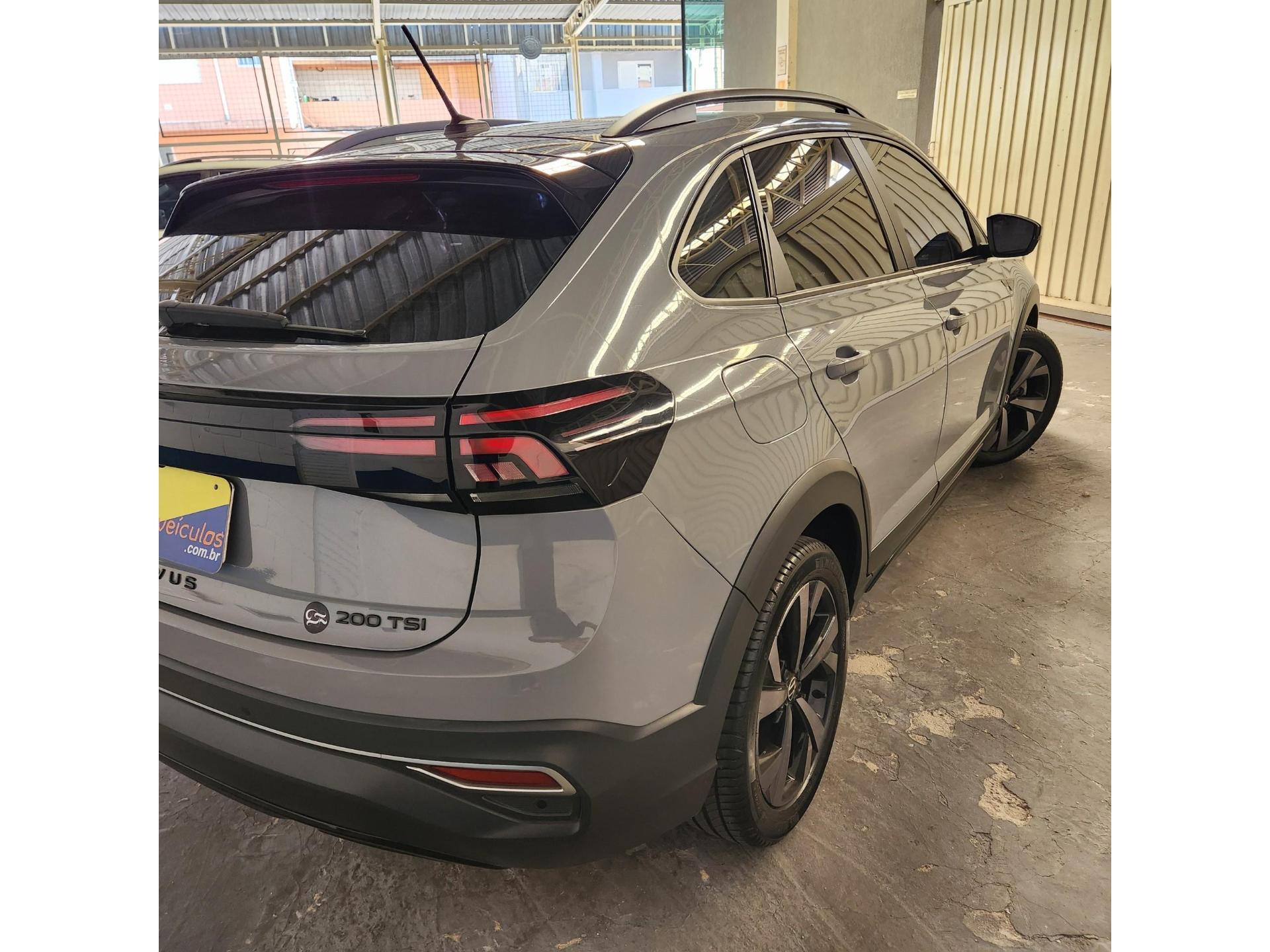 VOLKSWAGEN Nivus - Foto