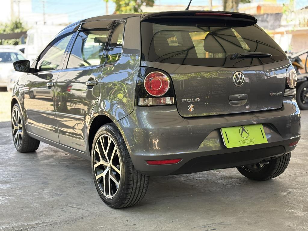 VOLKSWAGEN Polo Hatch - Foto