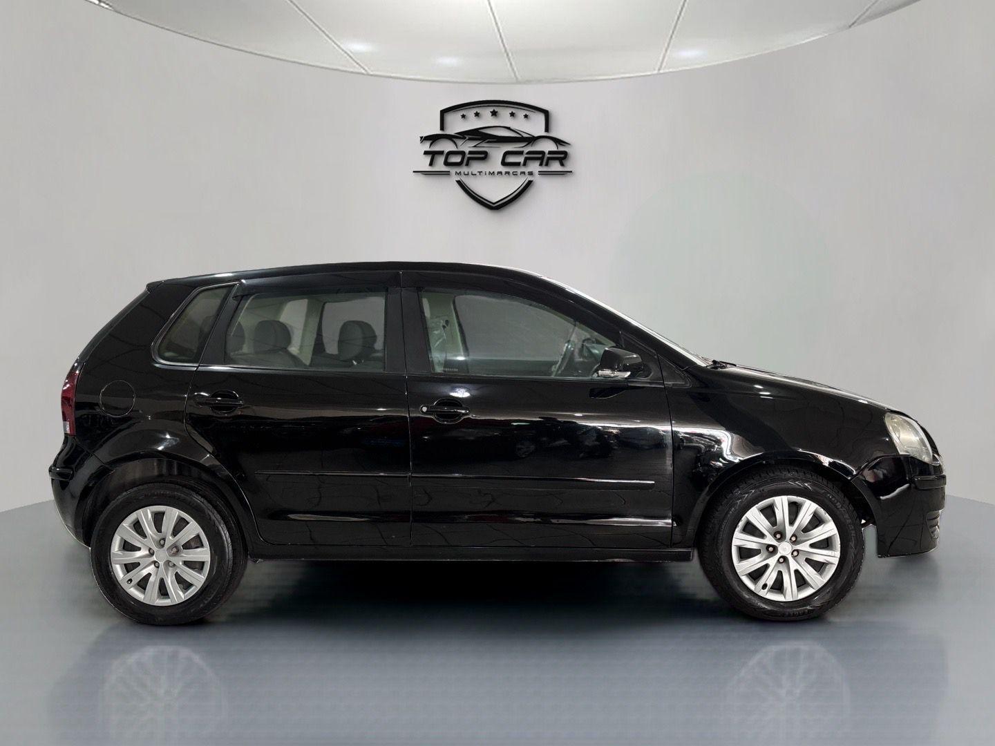 VOLKSWAGEN Polo Hatch - Foto