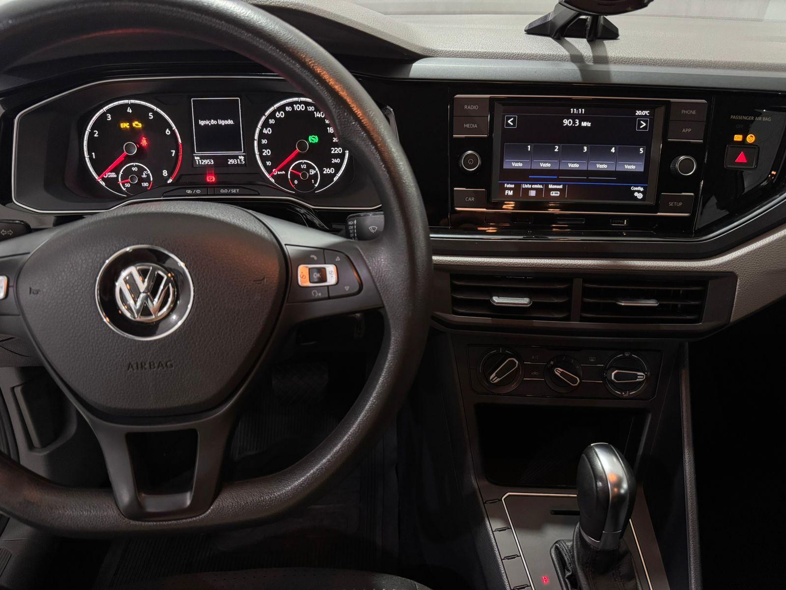 VOLKSWAGEN Polo Hatch - Foto