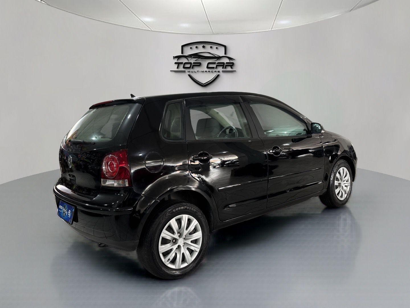 VOLKSWAGEN Polo Hatch - Foto