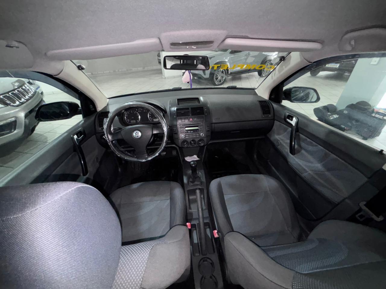 VOLKSWAGEN Polo Hatch - Foto