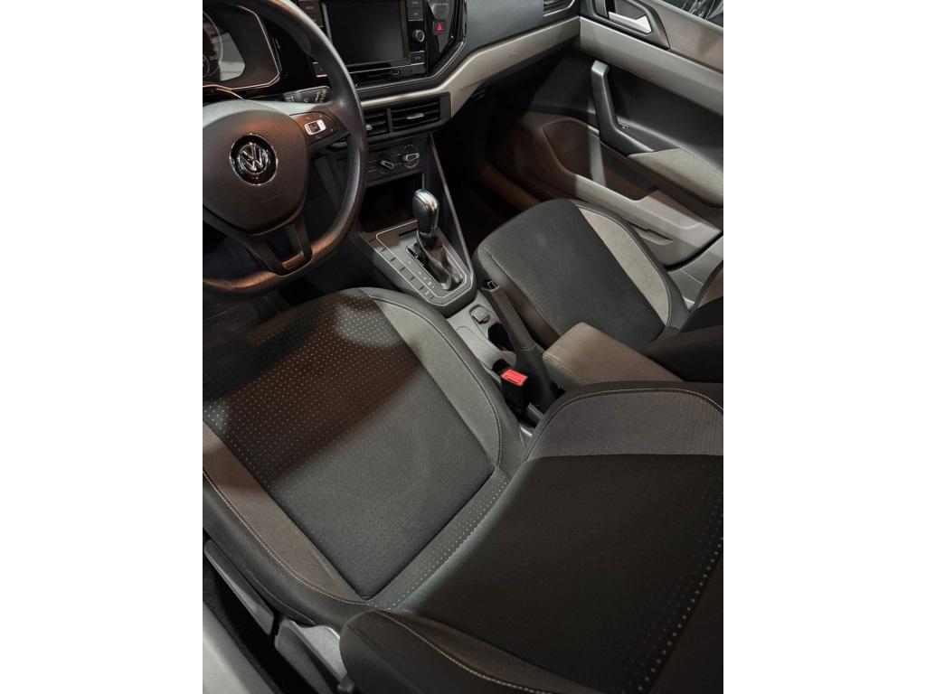 VOLKSWAGEN Polo Hatch - Foto