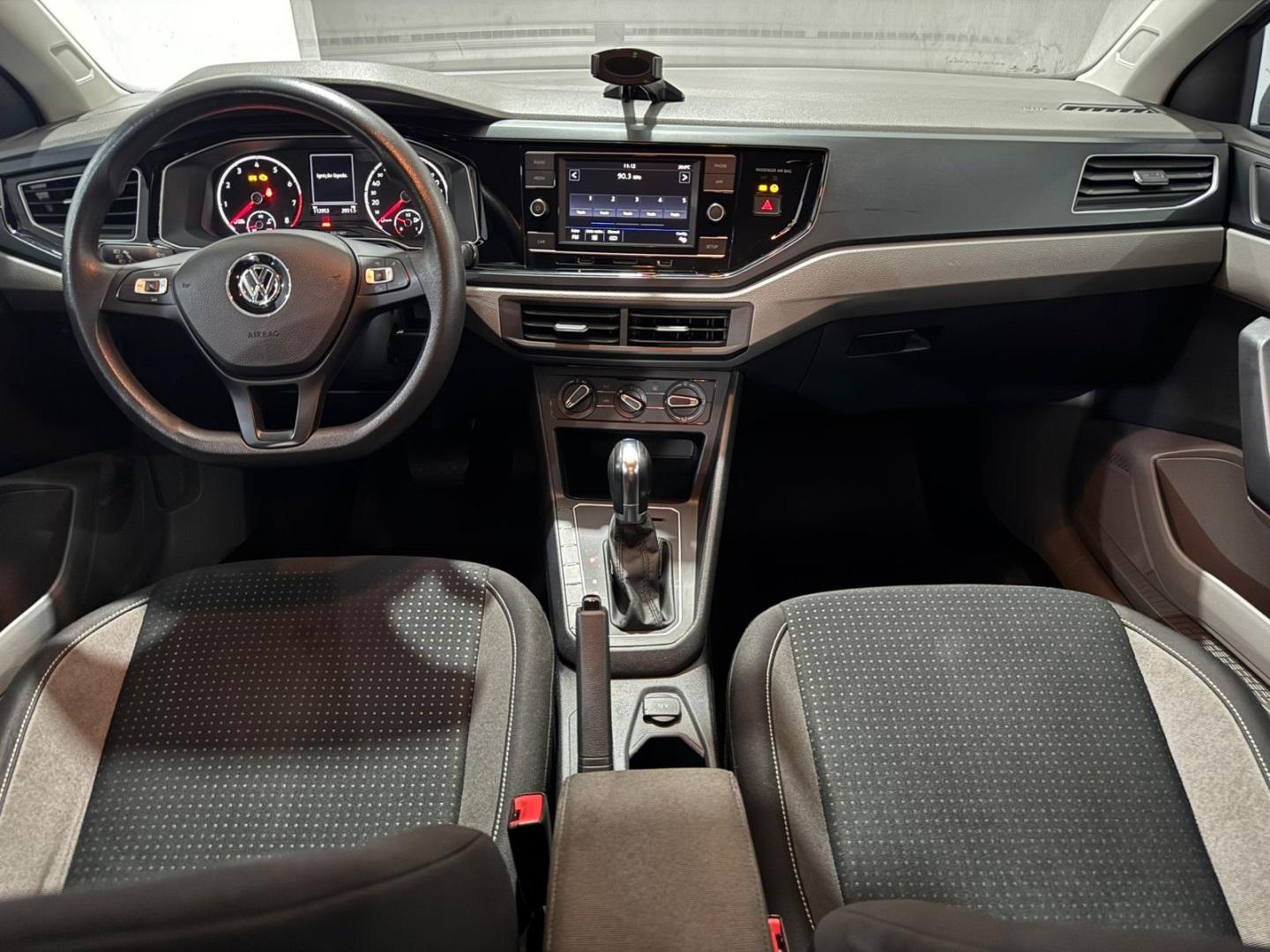 VOLKSWAGEN Polo Hatch - Foto