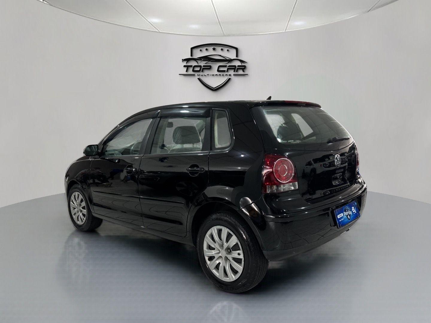 VOLKSWAGEN Polo Hatch - Foto