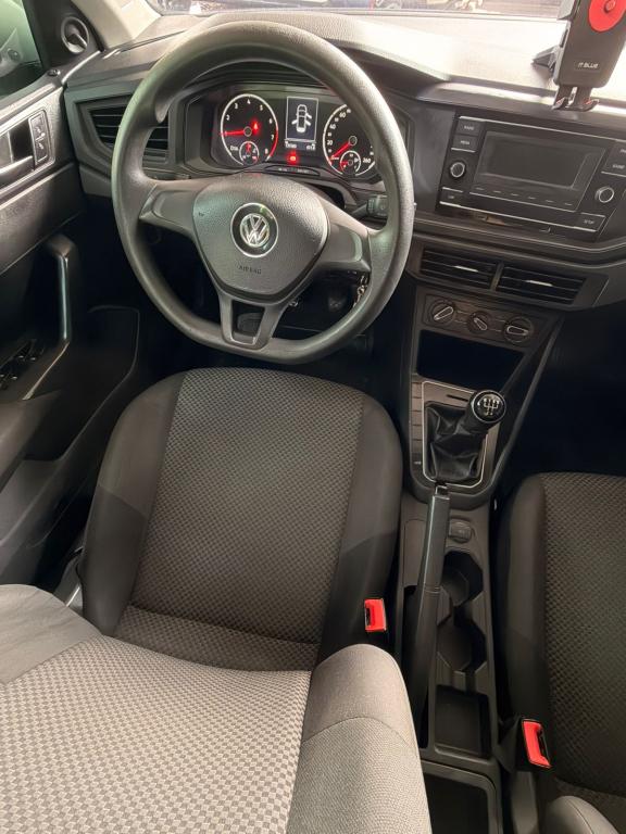 VOLKSWAGEN Polo Hatch - Foto