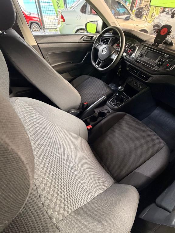 VOLKSWAGEN Polo Hatch - Foto