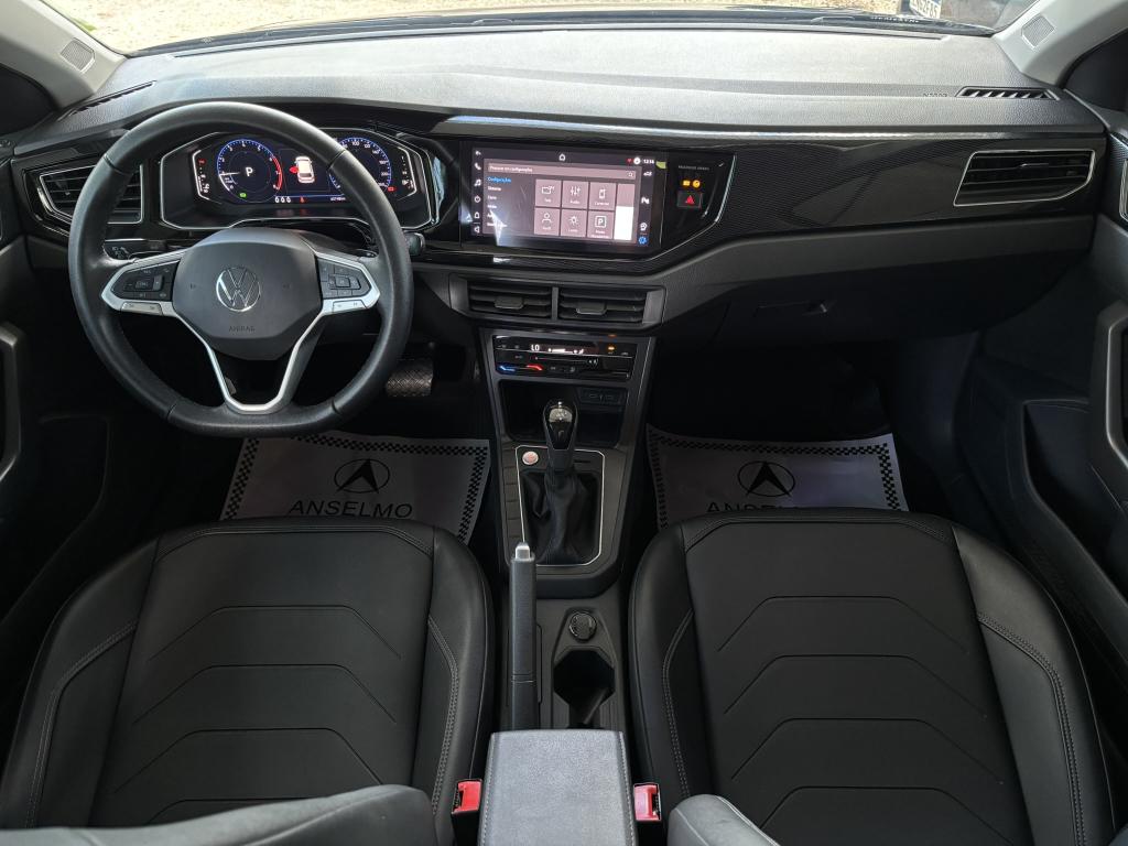 VOLKSWAGEN Polo Hatch - Foto