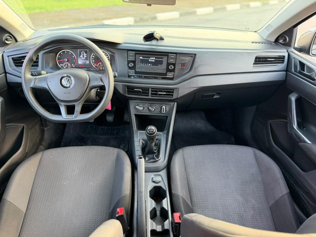 VOLKSWAGEN Polo Hatch - Foto