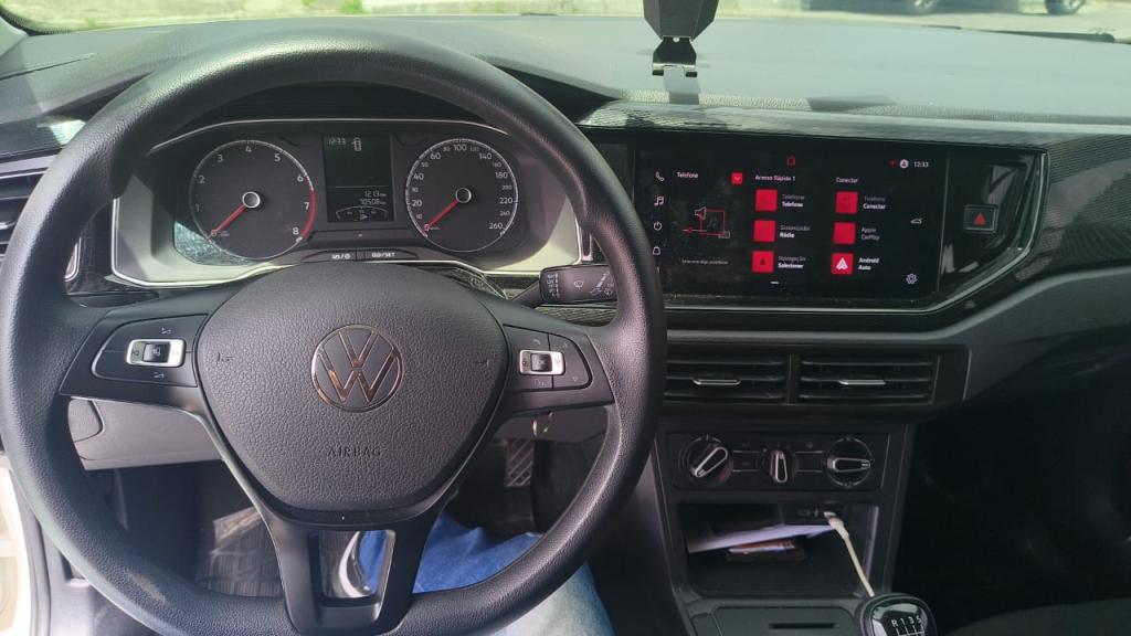 VOLKSWAGEN Polo Hatch - Foto