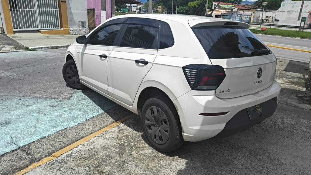 VOLKSWAGEN Polo Hatch - Foto