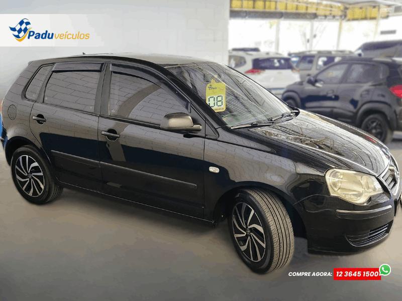 VOLKSWAGEN Polo Sedan - Foto
