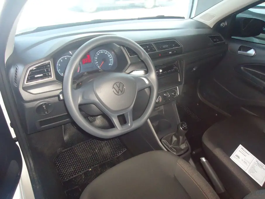 VOLKSWAGEN Saveiro - Foto