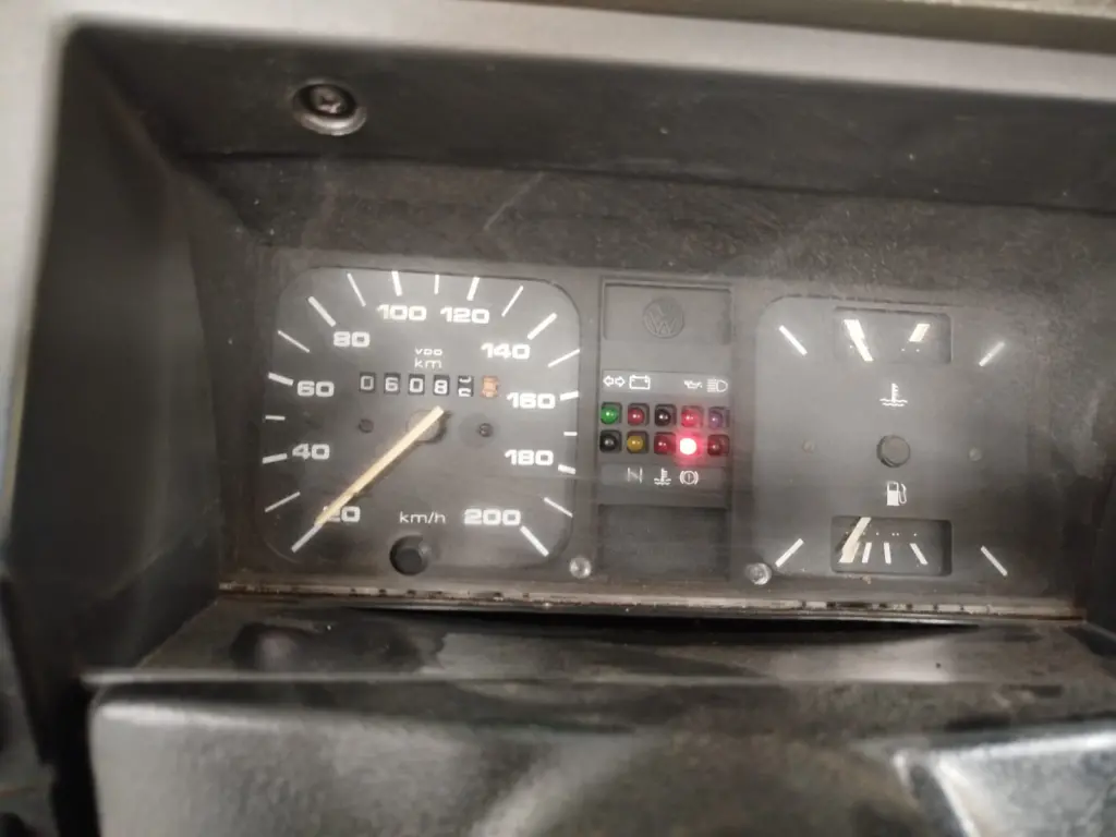 VOLKSWAGEN Saveiro - Foto