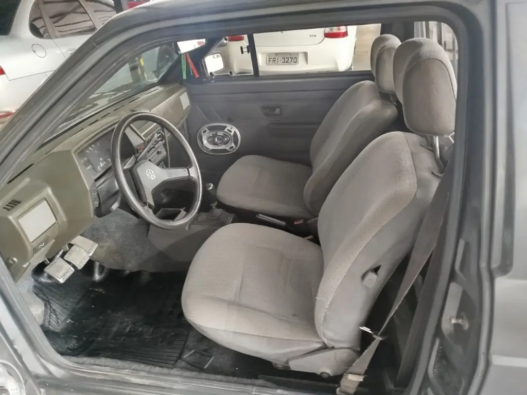 VOLKSWAGEN Saveiro - Foto