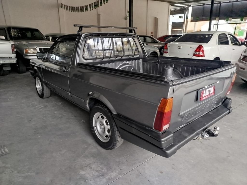 VOLKSWAGEN Saveiro - Foto