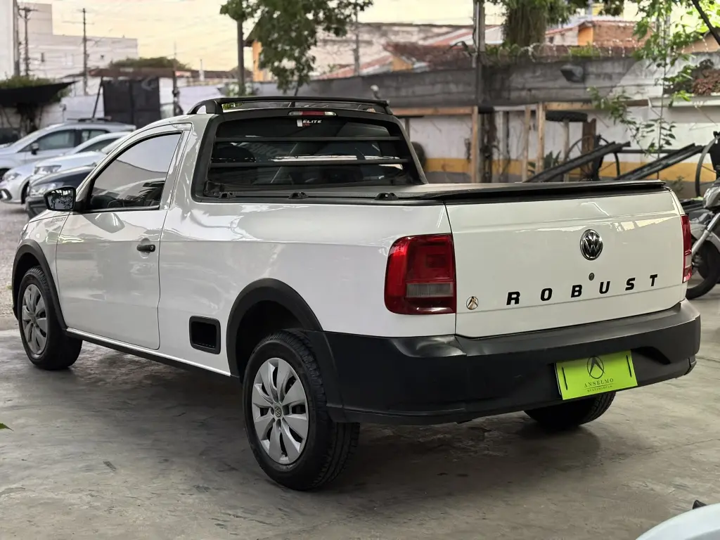 VOLKSWAGEN Saveiro - Foto