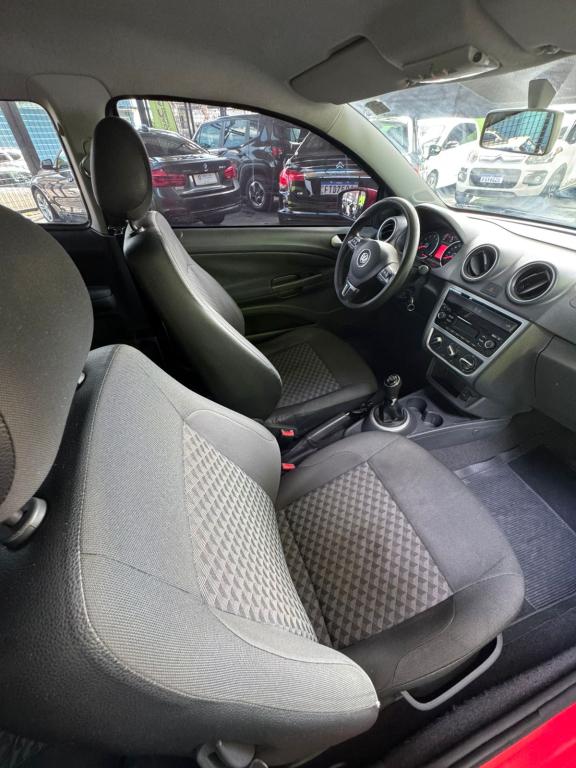 VOLKSWAGEN Saveiro - Foto