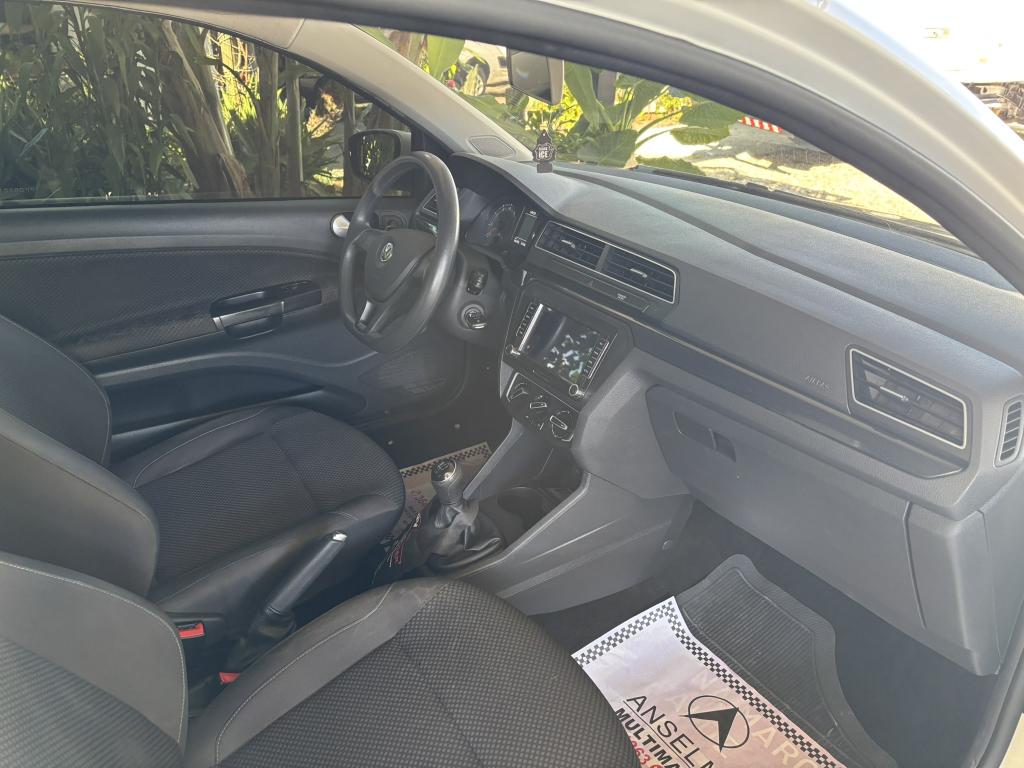 VOLKSWAGEN Saveiro - Foto