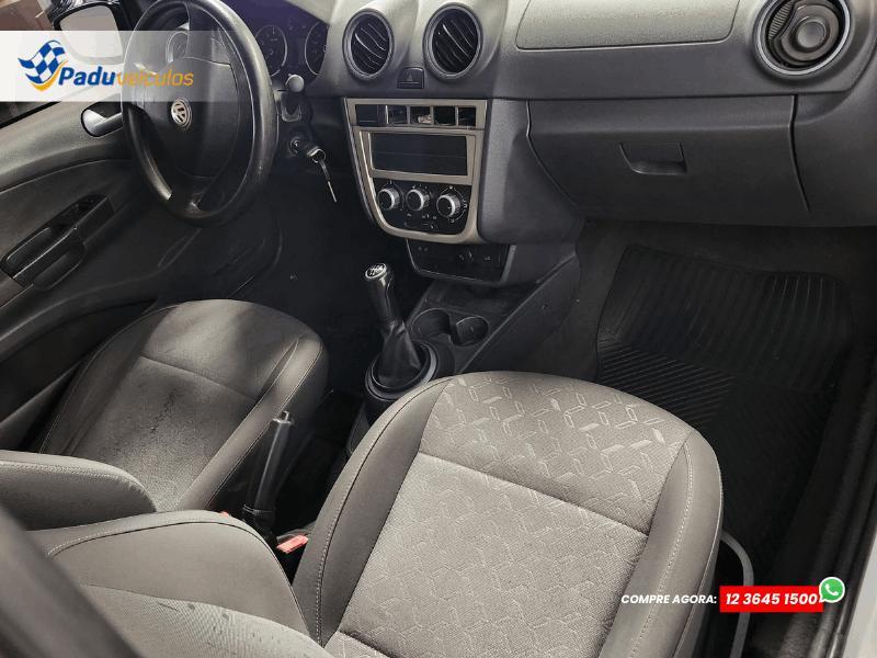 VOLKSWAGEN Saveiro - Foto