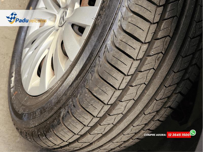 VOLKSWAGEN Saveiro - Foto