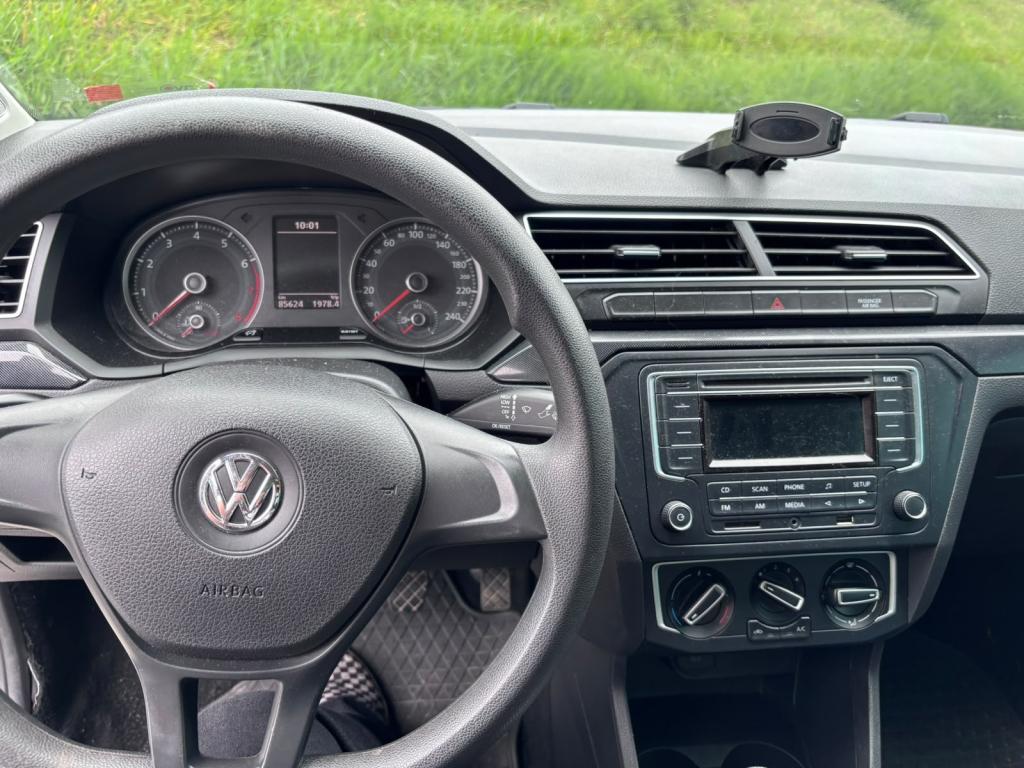 VOLKSWAGEN Saveiro - Foto