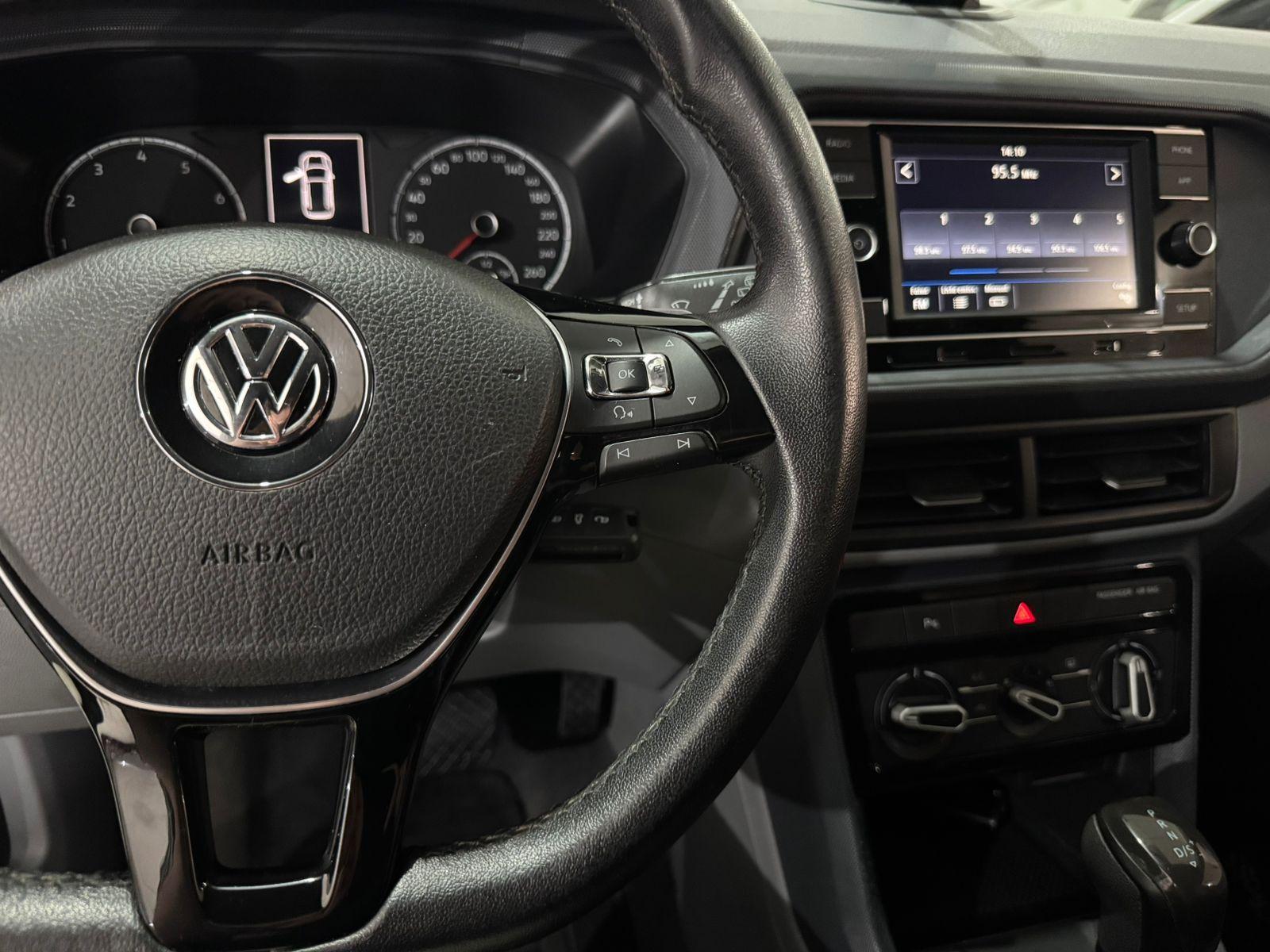 VOLKSWAGEN T-Cross - Foto